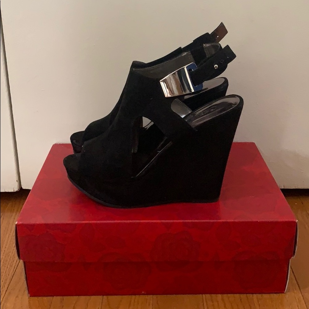 Carlos Santana platform wedges